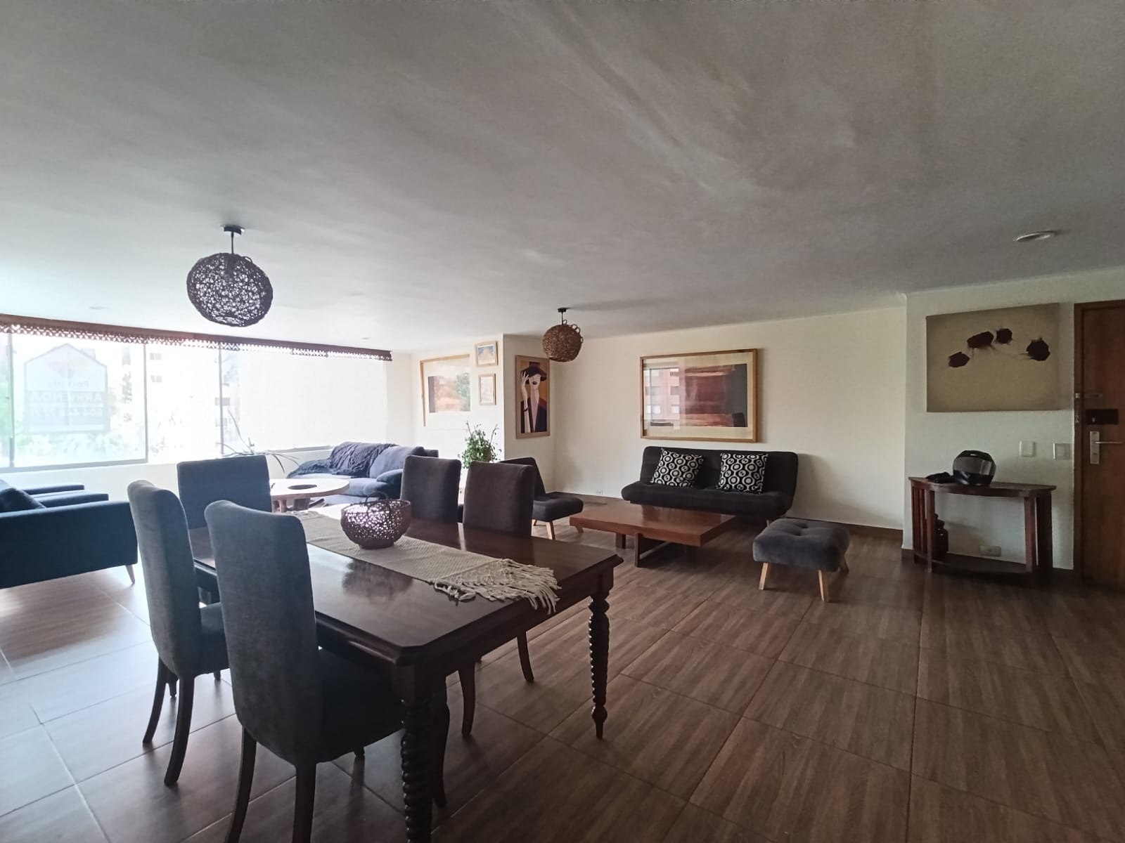 Apartamento en arriendo en El Poblado, Medellín · foto 2 de 18
