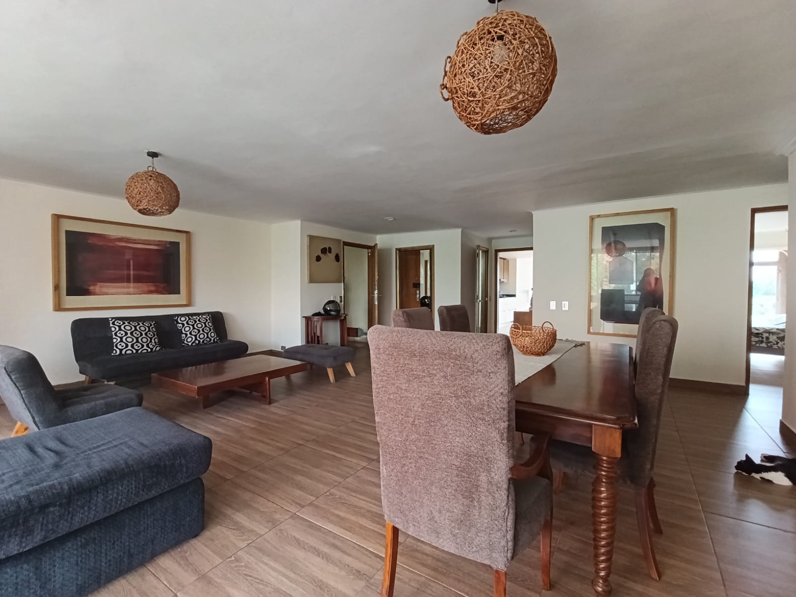 Apartamento en arriendo en El Poblado, Medellín · foto 3 de 18