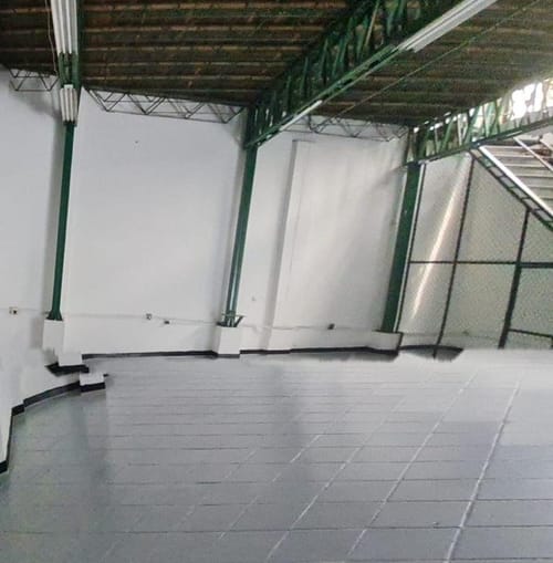 Bodega en arriendo en Perpetuo Socorro, Medellín, 180 m² · foto 3 de 15