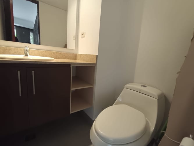 Apartamento de 3 alcobas en arriendo en Mugá, Envigado, 135 m² · foto 8 de 20
