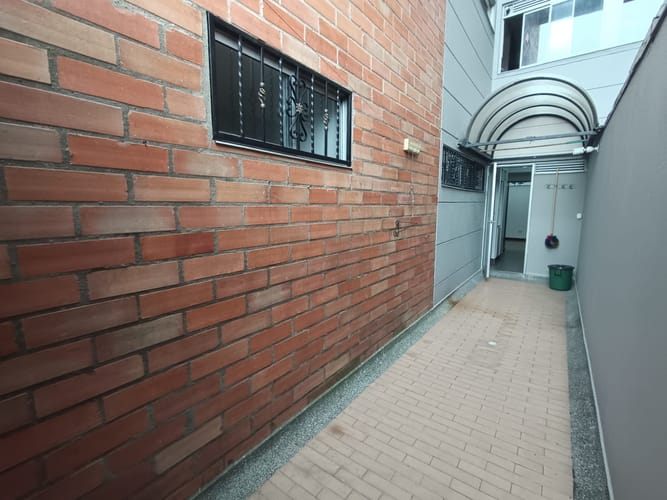 Apartamento de 3 alcobas en arriendo en Mugá, Envigado, 135 m² · foto 13 de 20