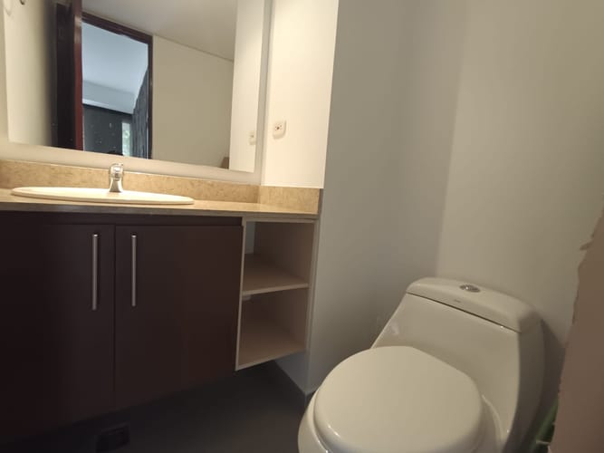 Apartamento de 3 alcobas en arriendo en Mugá, Envigado, 135 m² · foto 18 de 20