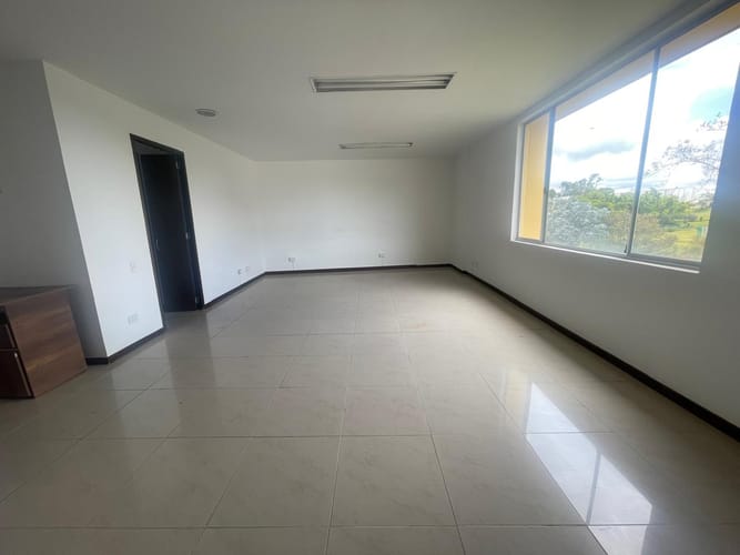 Oficina en arriendo en San Jose, Guarne, 45 m² · foto 2 de 12