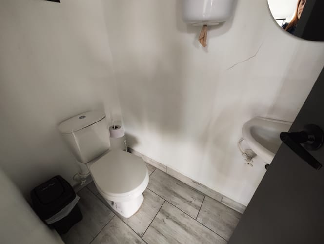 Local en arriendo en Belén, Medellín, 58 m² · foto 9 de 10