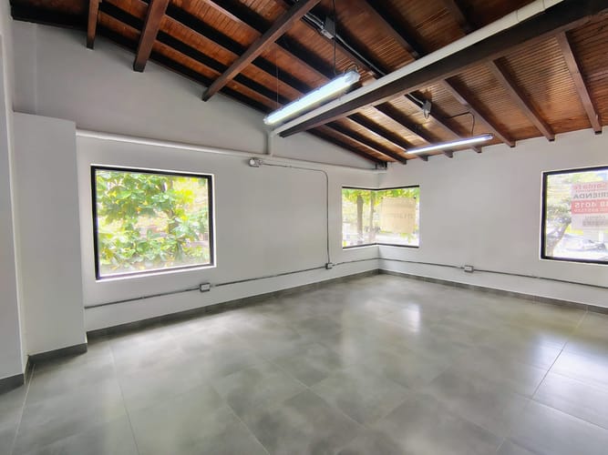 Oficina en arriendo en Belén, Medellín, 181 m² · foto 7 de 18