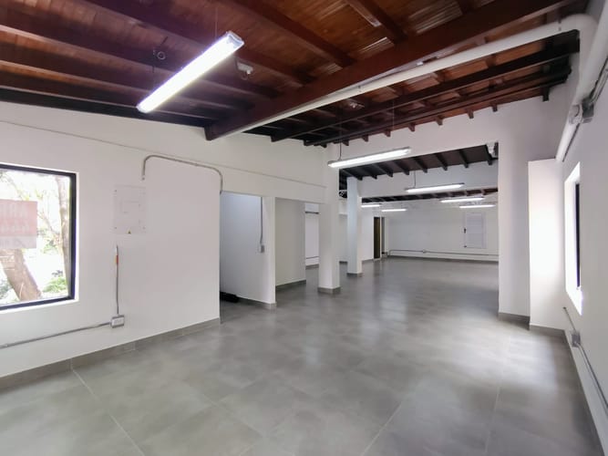 Oficina en arriendo en Belén, Medellín, 181 m² · foto 9 de 18