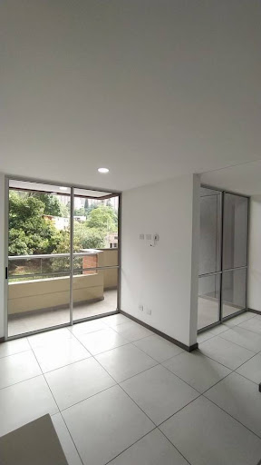 Apartamento en arriendo en Mayorca, Sabaneta · foto 2 de 11