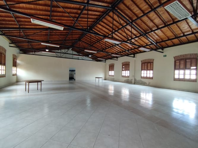 Edificio en arriendo en El Rincón, Medellín, 1900 m² · foto 3 de 17