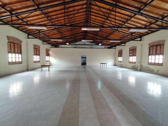Edificio en arriendo en El Rincón, Medellín, 1900 m² · foto 6 de 17