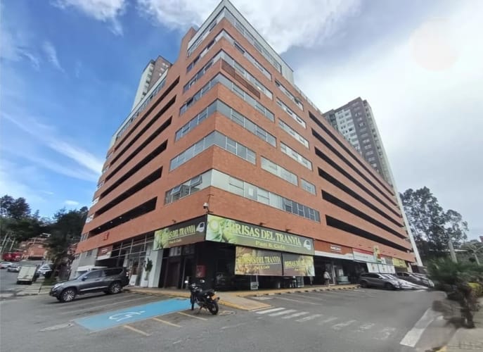 Oficina en arriendo en Centro, Rionegro, 80 m² · foto 2 de 10