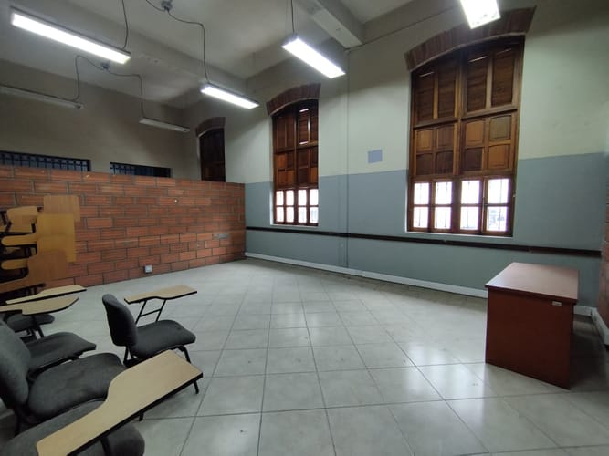 Edificio en arriendo en El Rincón, Medellín, 1900 m² · foto 12 de 17