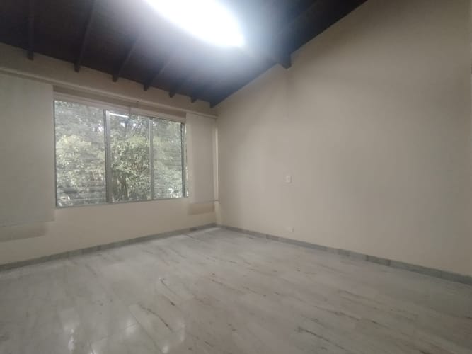 Apartamento de 3 alcobas en arriendo en El Poblado, Medellín, 148 m² · foto 11 de 18