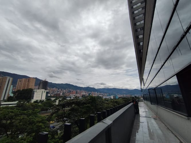 Oficina en arriendo en Cristo Rey, Medellín, 813 m² · foto 7 de 13