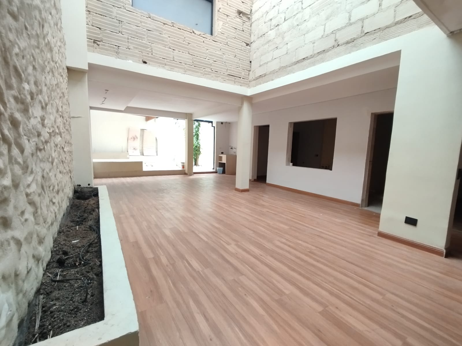 Casa en arriendo en El Poblado, Medellín · foto 4 de 20