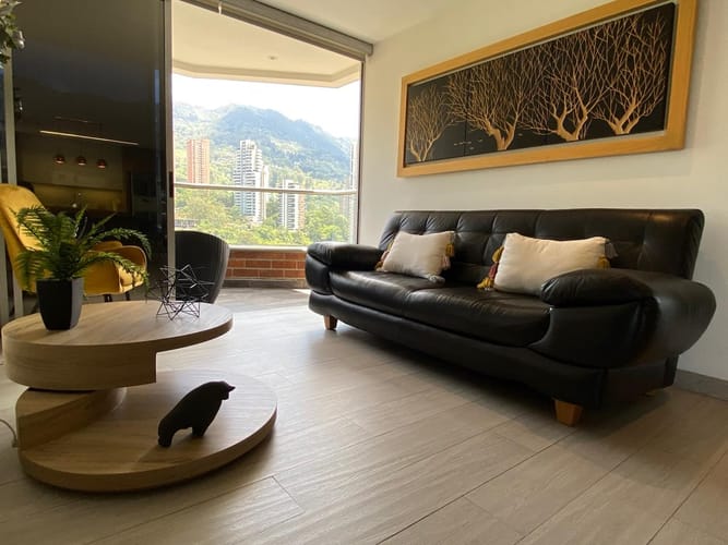 Apartamento de 2 alcobas en arriendo en El Poblado, Medellín, 103 m² · foto 8 de 20