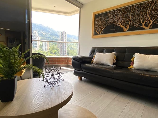 Apartamento de 2 alcobas en arriendo en El Poblado, Medellín, 103 m² · foto 11 de 20