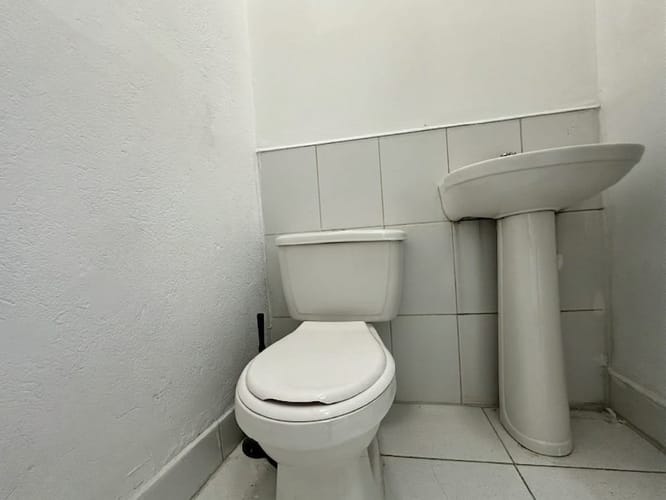 Local en arriendo en Buenos Aires, Medellín, 233 m² · foto 10 de 10