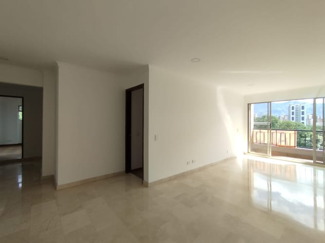 Apartamento de 3 alcobas en arriendo en El Poblado, Medellín, 162 m² · foto 12 de 20