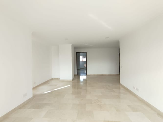 Apartamento de 3 alcobas en arriendo en El Poblado, Medellín, 162 m² · foto 14 de 20