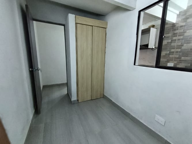 Apartamento de 2 alcobas en arriendo en La Castellana, Medellín, 50 m² · foto 4 de 8
