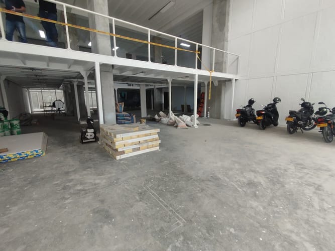 Local en arriendo en El Poblado, Medellín, 3395 m² · foto 2 de 20