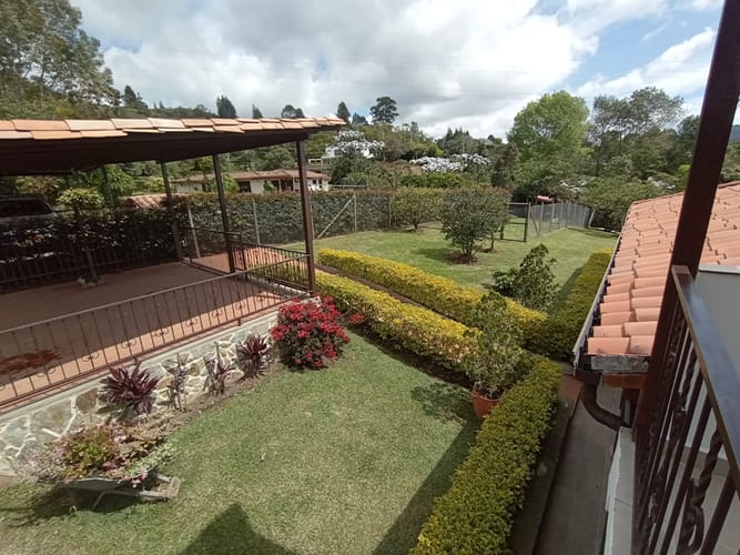 Finca en arriendo en San Jose, Guarne, 287 m² · foto 3 de 20