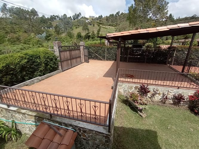 Finca en arriendo en San Jose, Guarne, 287 m² · foto 4 de 20