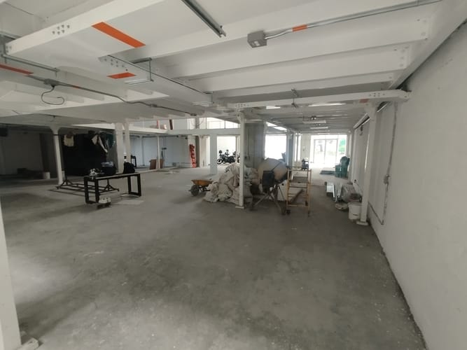 Local en arriendo en El Poblado, Medellín, 3395 m² · foto 8 de 20