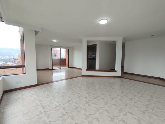 Apartamento de 3 alcobas en arriendo en Los Balsos, Medellín, 160 m² · foto 6 de 20