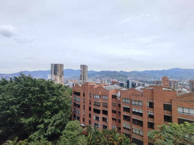 Apartamento de 3 alcobas en arriendo en Los Balsos, Medellín, 160 m² · foto 7 de 20