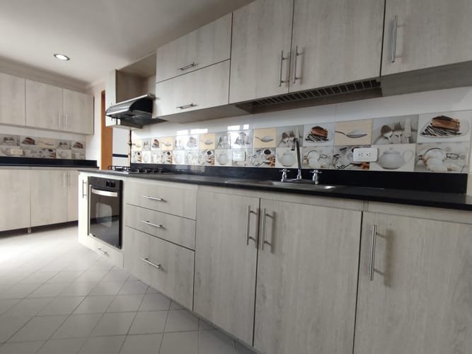 Apartamento de 3 alcobas en arriendo en Los Balsos, Medellín, 160 m² · foto 10 de 20