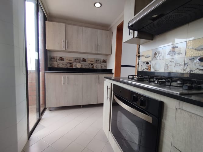 Apartamento de 3 alcobas en arriendo en Los Balsos, Medellín, 160 m² · foto 12 de 20