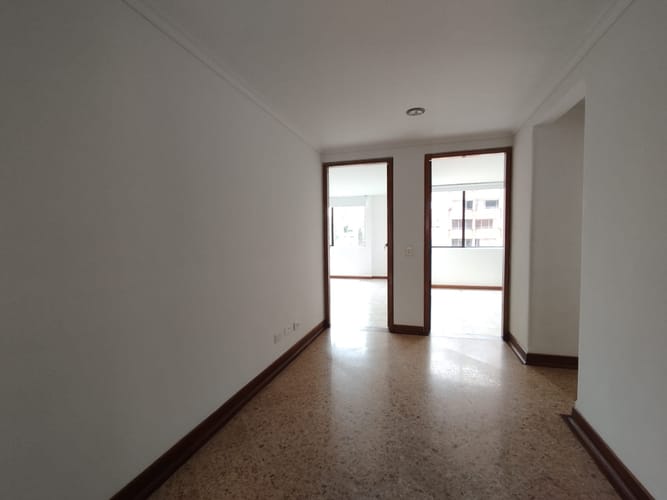 Apartamento de 3 alcobas en arriendo en Los Balsos, Medellín, 160 m² · foto 17 de 20