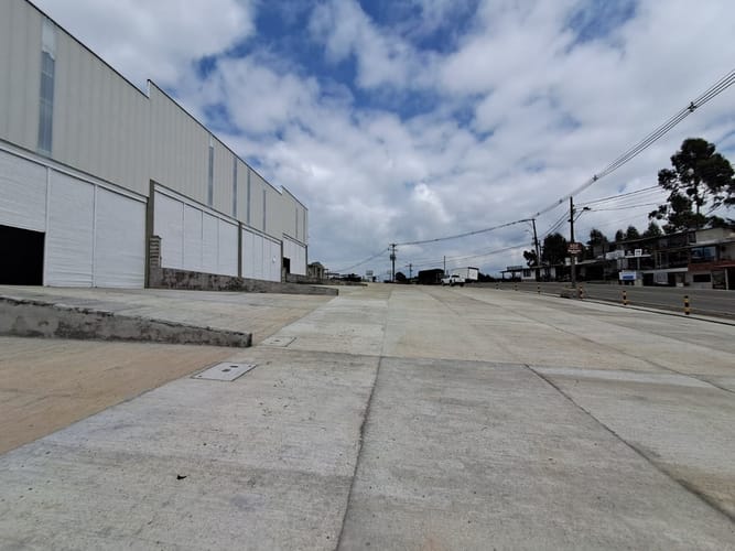 Bodega en arriendo en Hato Viejo, Bello, 300 m² · foto 2 de 16