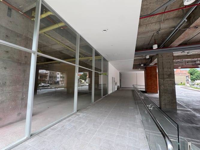 Local en arriendo en Laureles, Medellín, 188 m² · foto 3 de 12