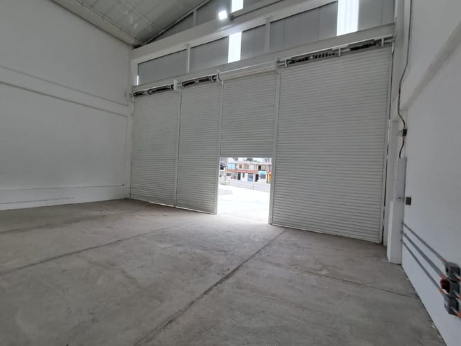 Bodega en arriendo en Hato Viejo, Bello, 300 m² · foto 14 de 16