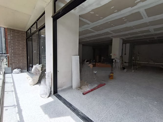 Local en arriendo en Mayorca, Sabaneta, 168 m² · foto 2 de 11