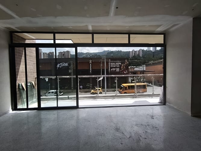 Local en arriendo en Mayorca, Sabaneta, 168 m² · foto 10 de 11