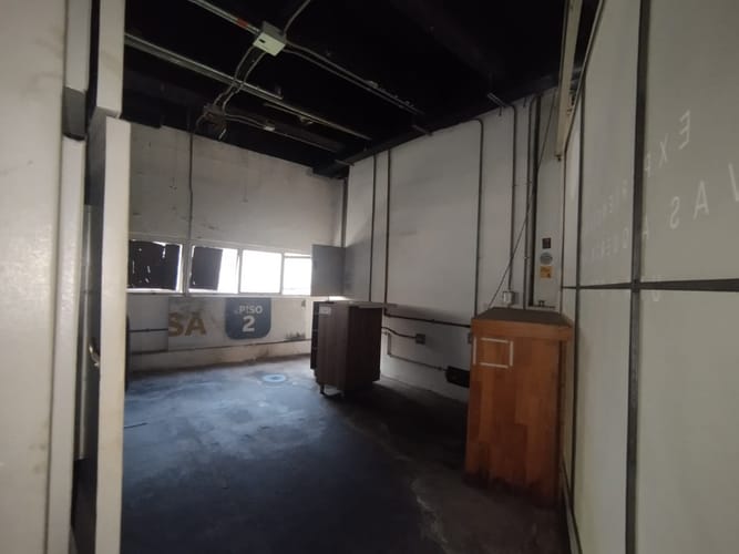 Local en arriendo en El Poblado, Medellín, 1284 m² · foto 7 de 12