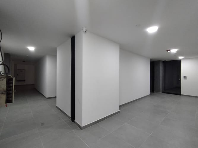 Oficina en arriendo en Cristo Rey, Medellín, 4763 m² · foto 3 de 20