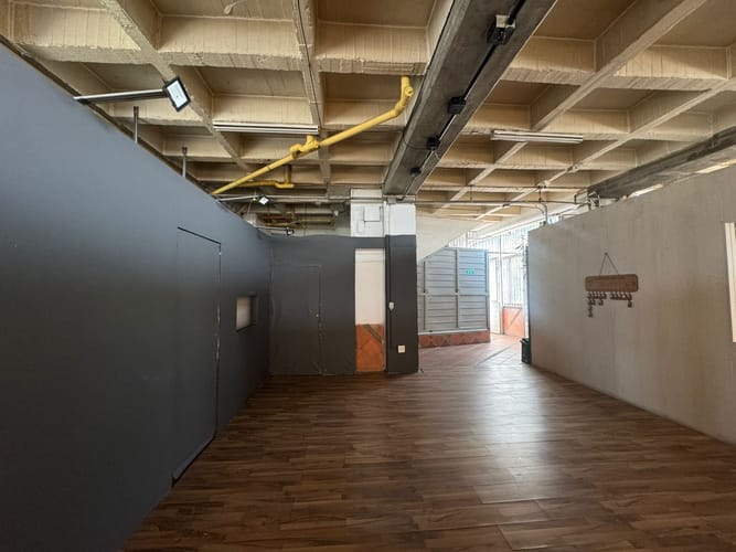 Bodega en arriendo en Cristo Rey, Medellín, 230 m² · foto 3 de 18