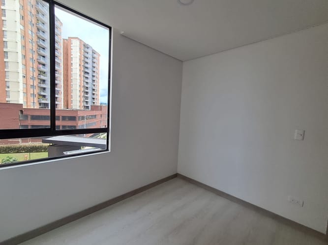 Apartamento de 2 alcobas en arriendo en Rionegro, 78 m² · foto 4 de 10