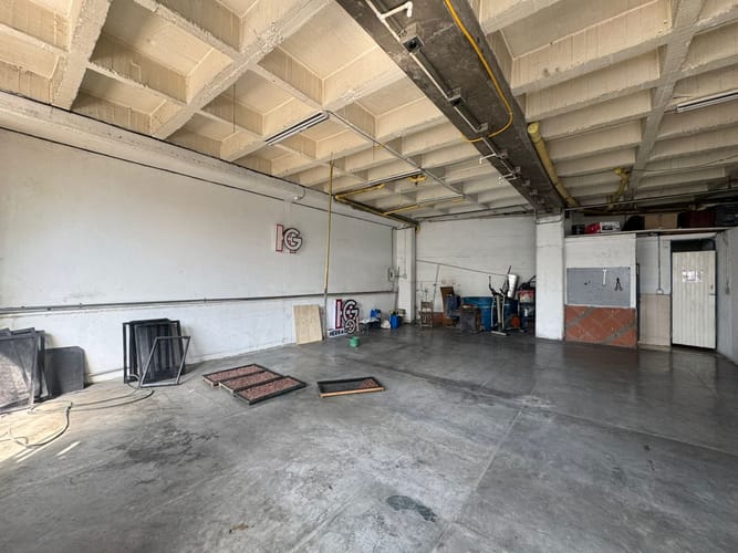 Bodega en arriendo en Cristo Rey, Medellín, 230 m² · foto 11 de 18