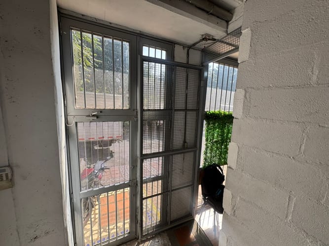 Bodega en arriendo en Cristo Rey, Medellín, 230 m² · foto 12 de 18