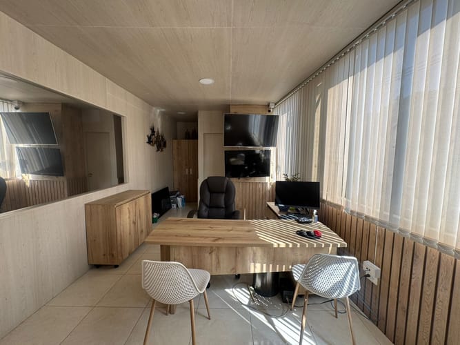 Bodega en arriendo en Cristo Rey, Medellín, 230 m² · foto 17 de 18