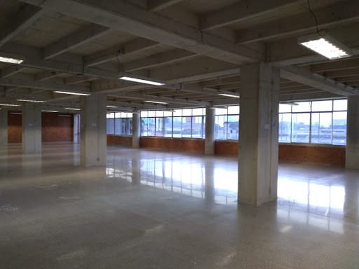 Local en arriendo en Shellmar, Medellín, 134 m² · foto 2 de 8