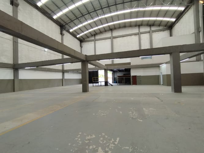 Bodega en arriendo en La Aldea, La Estrella, 2533 m² · foto 2 de 20