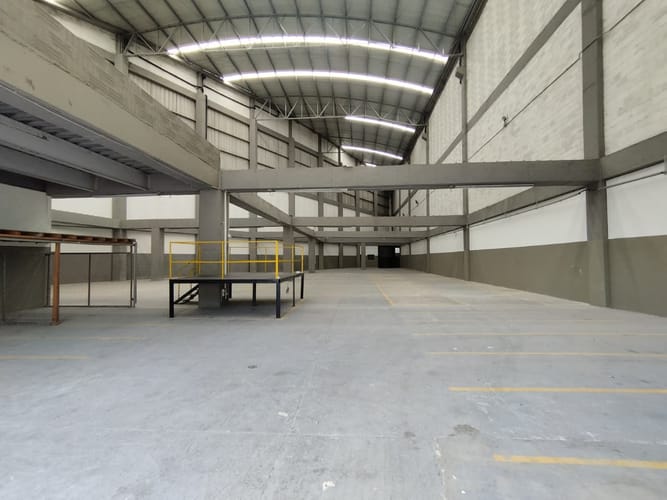 Bodega en arriendo en La Aldea, La Estrella, 2533 m² · foto 8 de 20