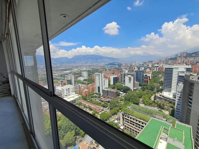 Oficina en arriendo en El Poblado, Medellín, 50 m² · foto 5 de 8