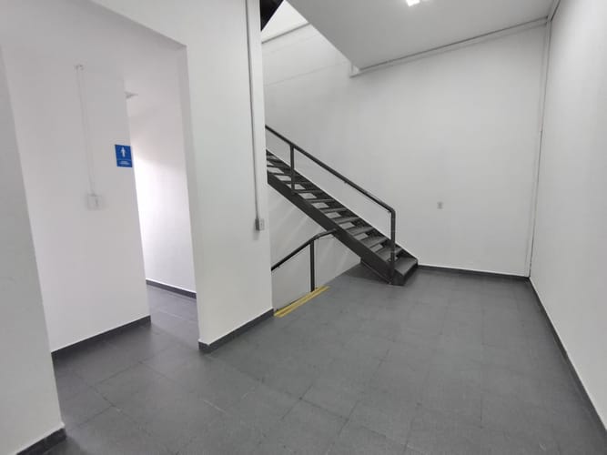 Bodega en arriendo en La Aldea, La Estrella, 2533 m² · foto 18 de 20